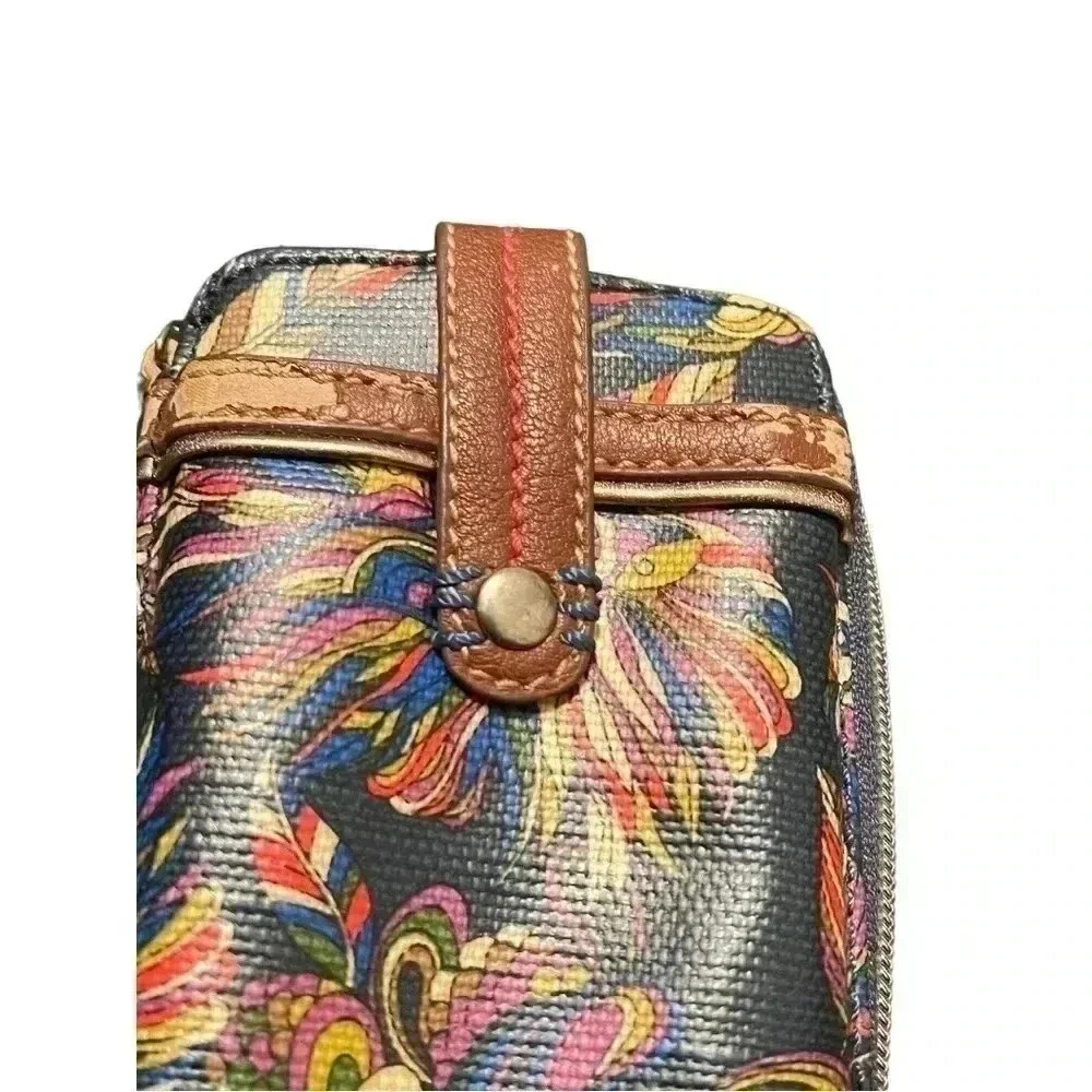 SAKROOTS ZIP AROUND WALLET WITH PHONE POCKET BLUE MULTI PRINT•*PLEASE READ BELOW
